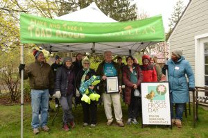 Braving the elements on Save the Frogs Day